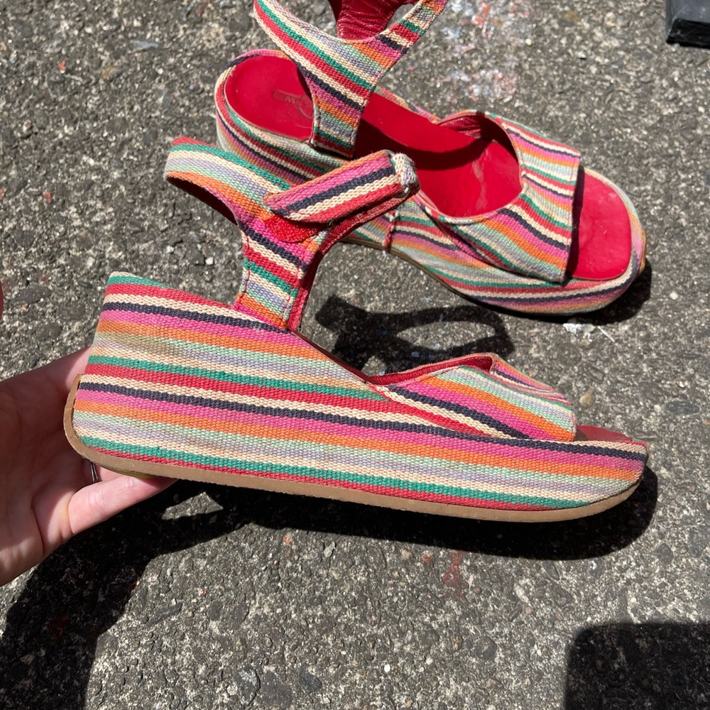 Platform wedge Guatemala stripes casual summer shoes size 6.5